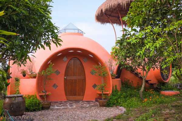 Dome House by Steve Areen – Fast, Beautiful and Fun