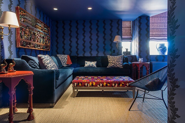 Eclectic design style and originality for Bond Street Apartment / www.homeworlddesign.com