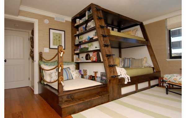 Bunk Bed for Kids’ Room by Del Mar