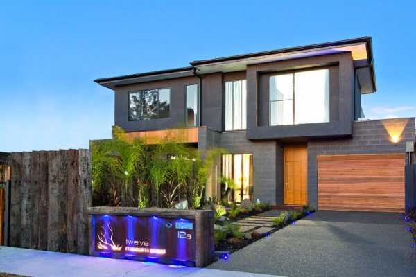 House with Impeccable Finishes in Melbourne