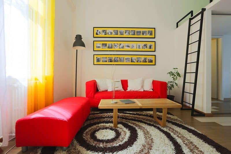 Studio apartment modified to perform two functions office and home - www.homeworlddesign. com (6)