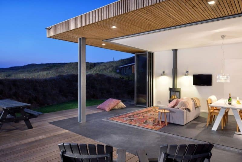 Holiday house with a retractable glass facade Bloem en Lemstra Architecten - HomeWorldDesign (15)
