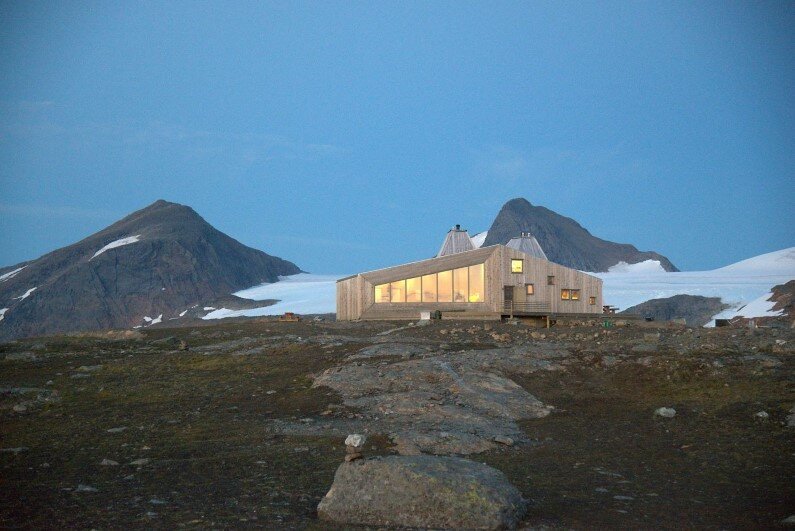 Rabot Cabin - close to glaciers in northern Norway (13)