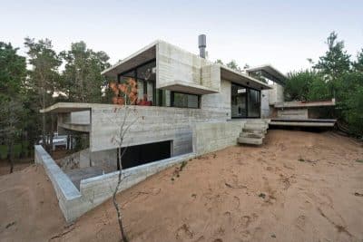 Concrete Structure Inspires Confidence and Durability: Wein House