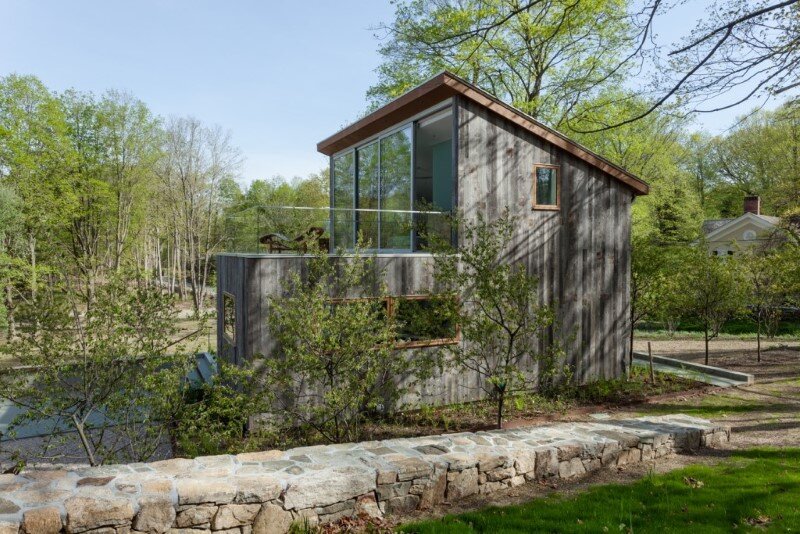 Davis Country House with high-end millwork and recycled timber finishes (6)