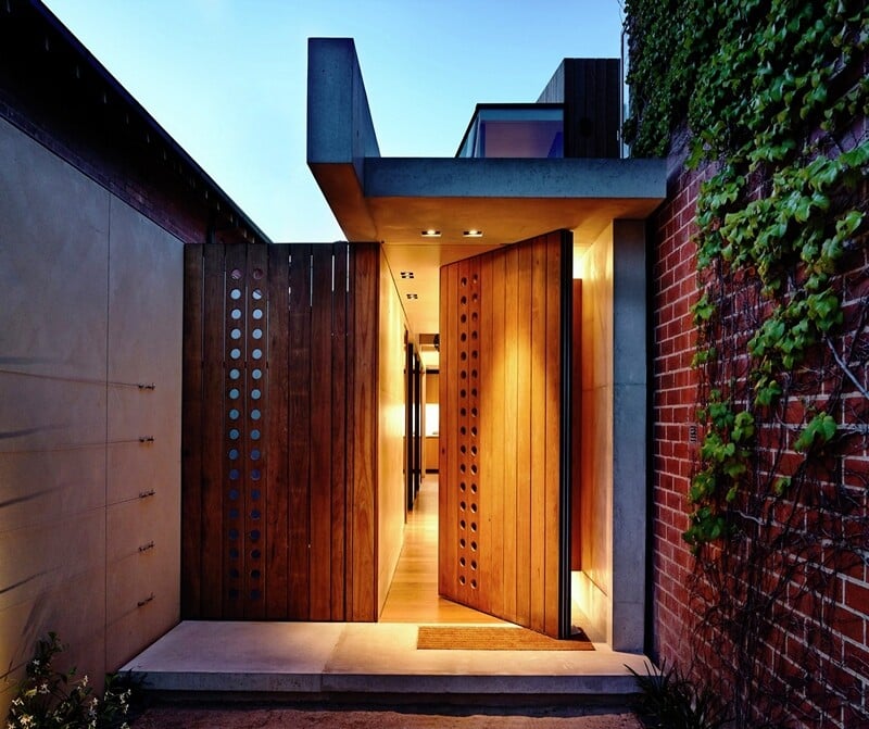 Beach Avenue House designed by Schulberg Demkiw Architects (4)