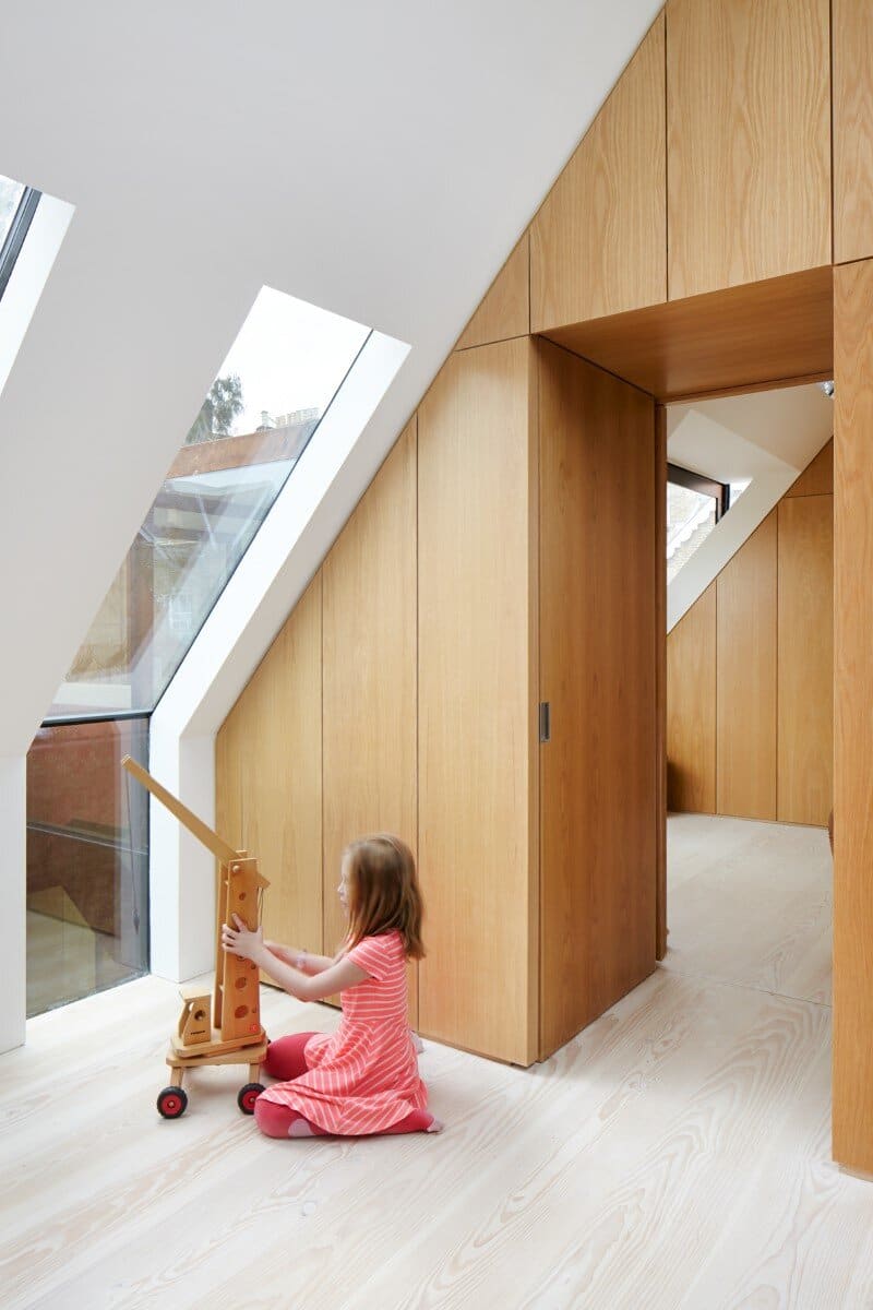 Kew House - family home formed of two sculptural volumes of weathering steel (2)