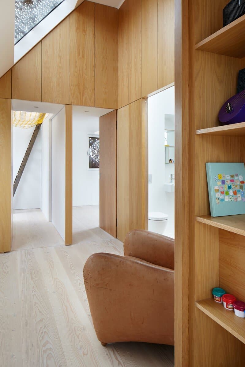 Kew House - family home formed of two sculptural volumes of weathering steel (7)