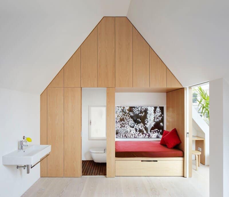 London House - family home formed of two sculptural volumes of weathering steel (12)