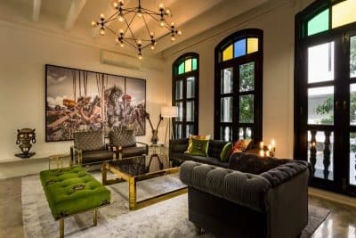 Luxury Hedge Fund Office Space in Singapore by Elliot James