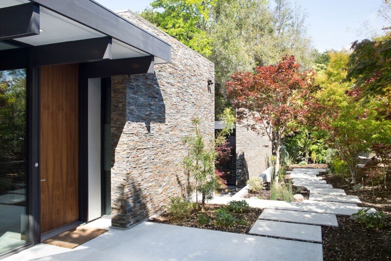 Modern Atrium House - energy efficient new home by Klopf Architecture (7)