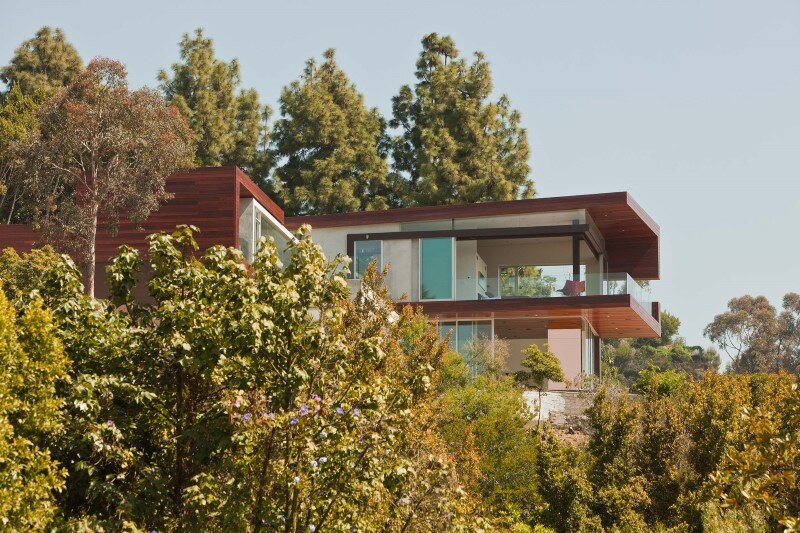 Sunset Plaza Residence modernist forms with dramatic views over Los Angeles (11)