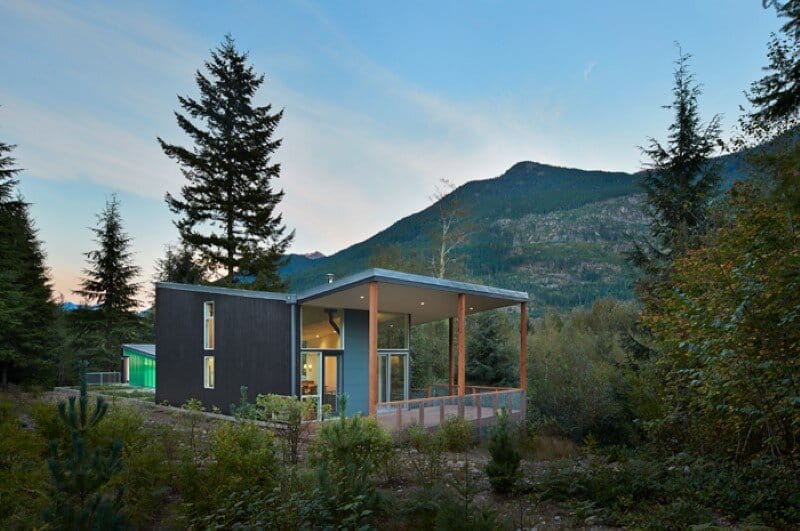 Bear Run Cabin / David Coleman Architecture