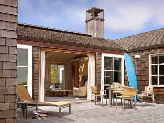 Traditional Beach House in Northern California: Stinson Beach House