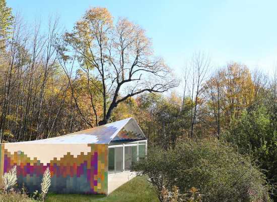 Butterfly House – 1000 sf Colorful Guest House in the Woods