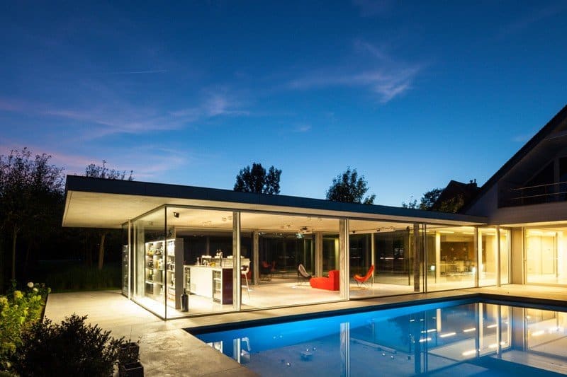 Glass And Concrete Pool House In Belgium (19)