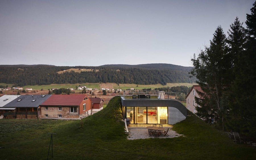 Jura House Blends into the Surrounding Hill (2)