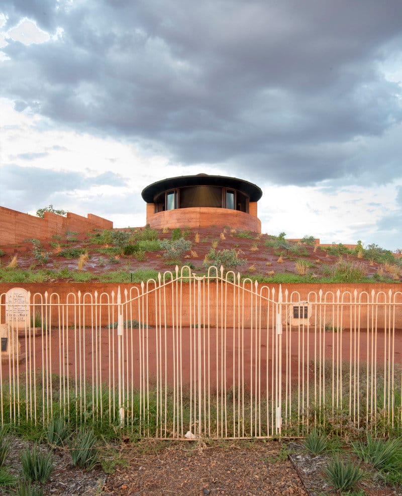 Twelve Earth Covered Residences by Luigi Rosselli Architects (15)