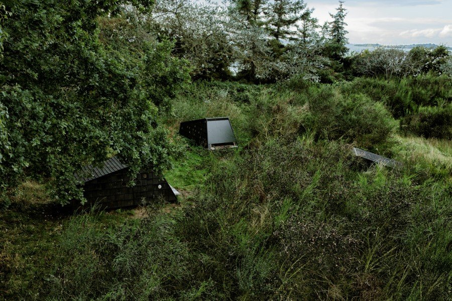 Wooden Shelters and Campsites on the Danish Coast (11)