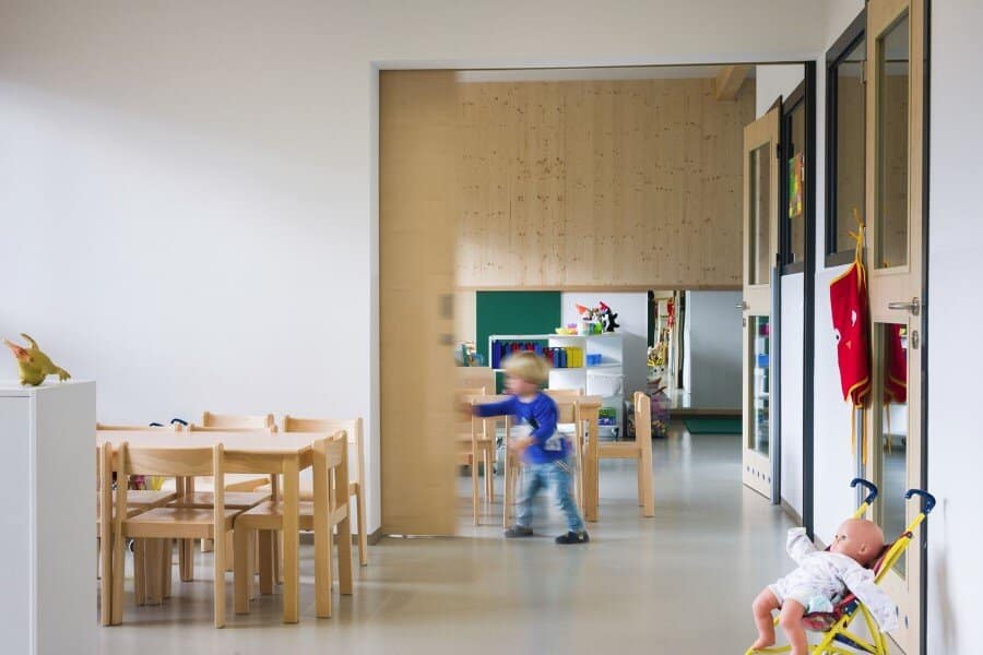 Šmartno Timeshare Kindergarten - Spaces Combined into one Learning Landscape (14)