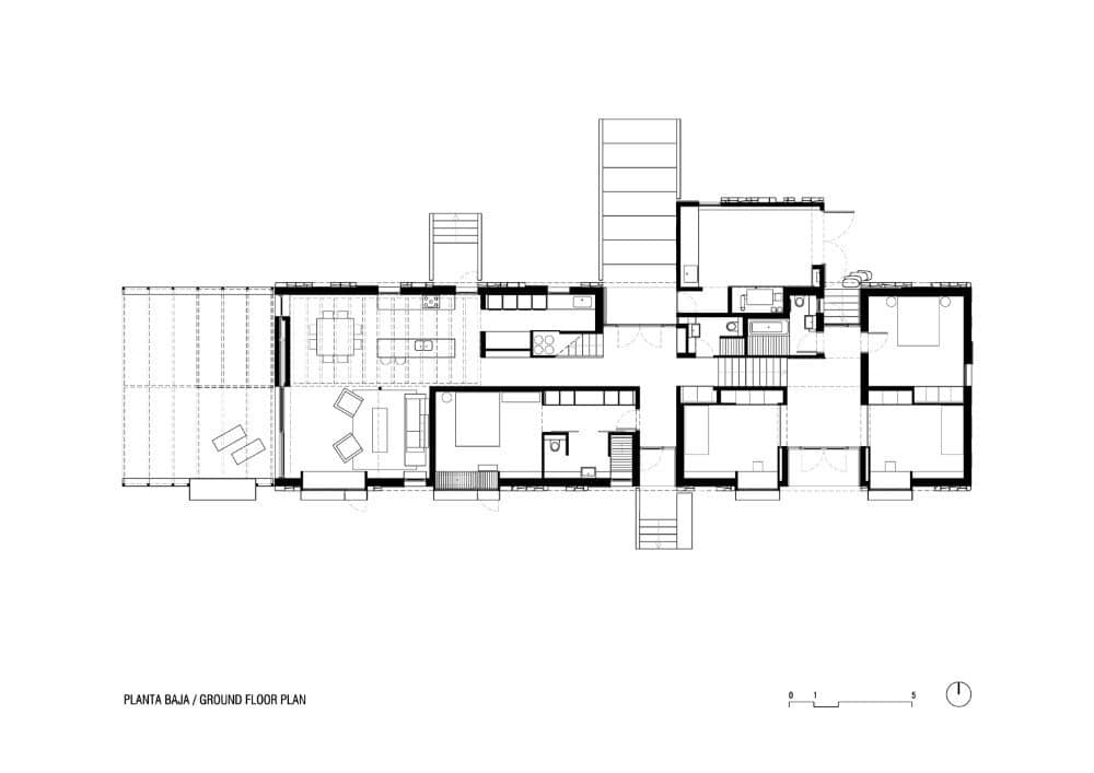 MMMMMS House Provides a Straight Relationship with the Surrounding Landscape (18)