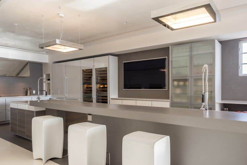 Award-Winning South Florida Kitchen by Hausscape (6)