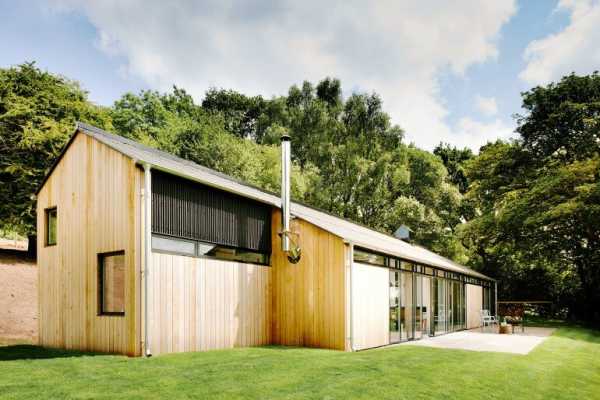 Chicken Shed – A Poultry Barn Converted into a Rural Holiday Home