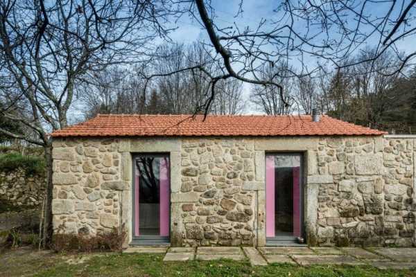 1699 Farmer House Redesigned for Modern Rural Tourism