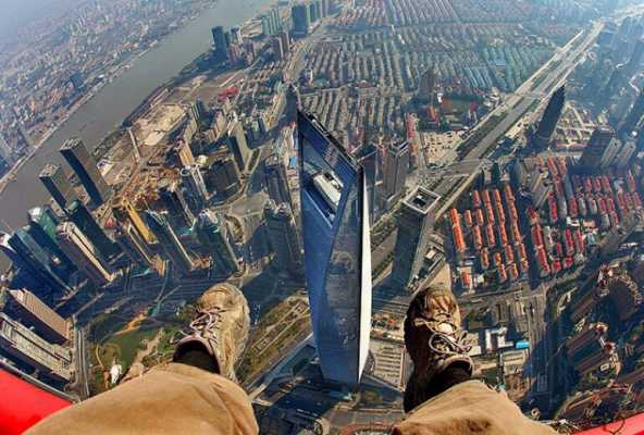 632 meter-tall Shanghai Tower Ranks as China’s Tallest Building