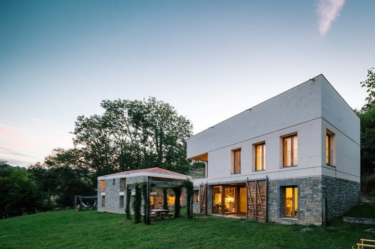 Old Farmhouse Converted into a Family Holiday Home (1)