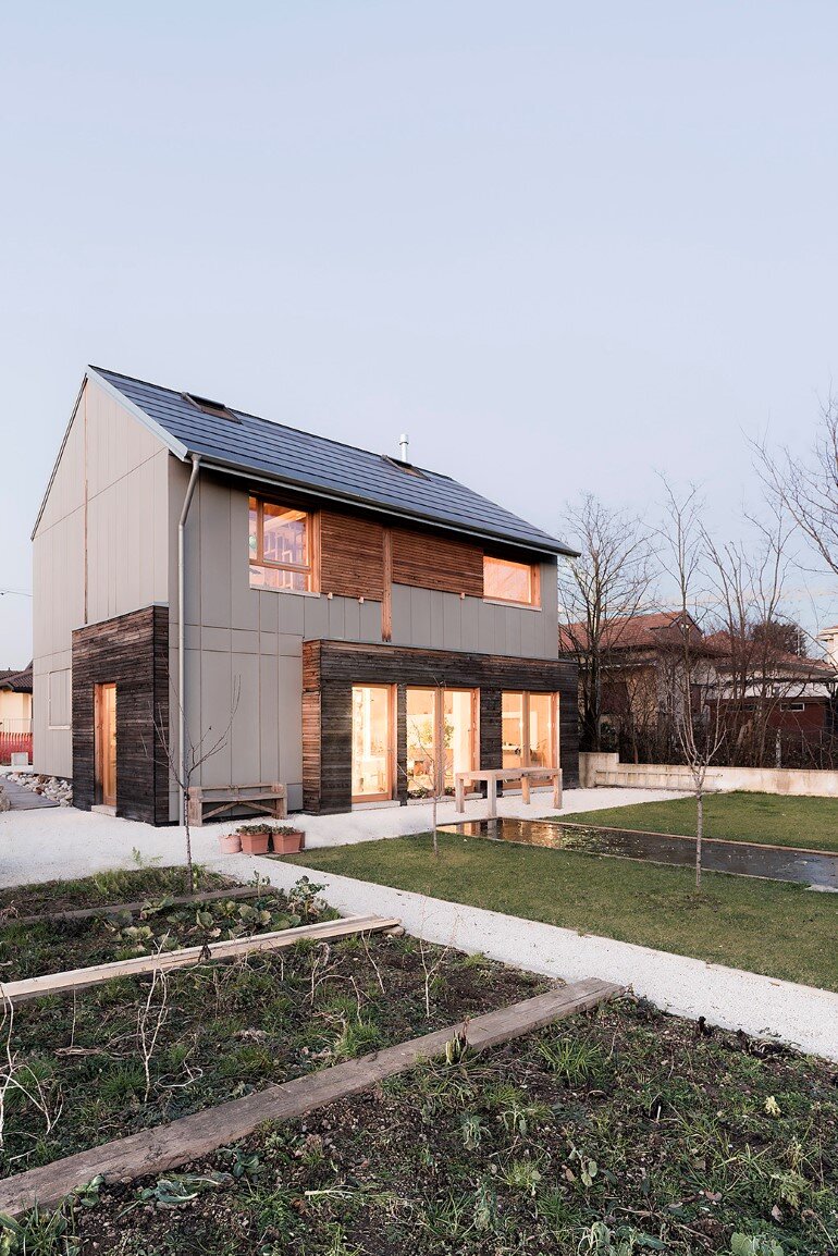 Self-Made House near Milano by Paolo Carlesso (19)