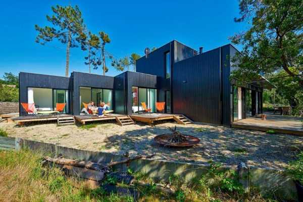 Wood Frame House in Cap Ferret by S+M Architectes