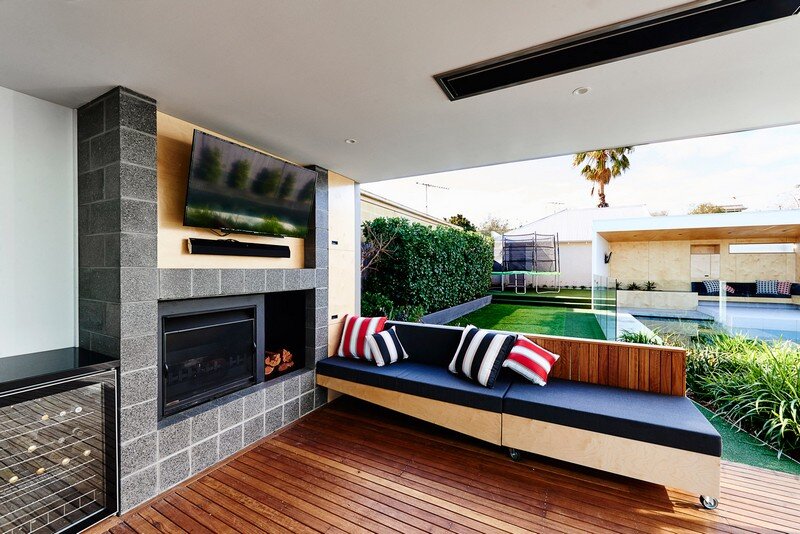 Brighton Bunker - Outdoor Living Space by Dan Gayfer Design (11)