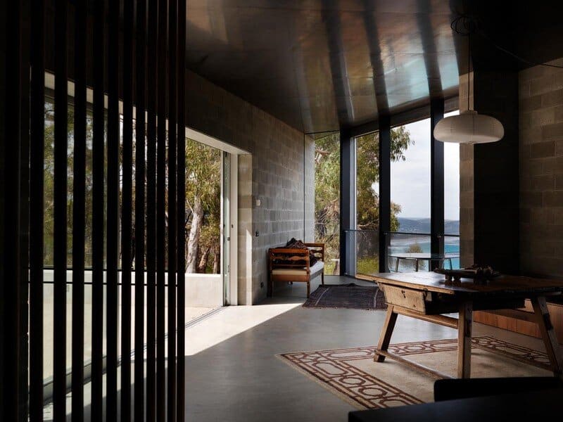 House at Big Hill by Kerstin Thompson Architects (9)