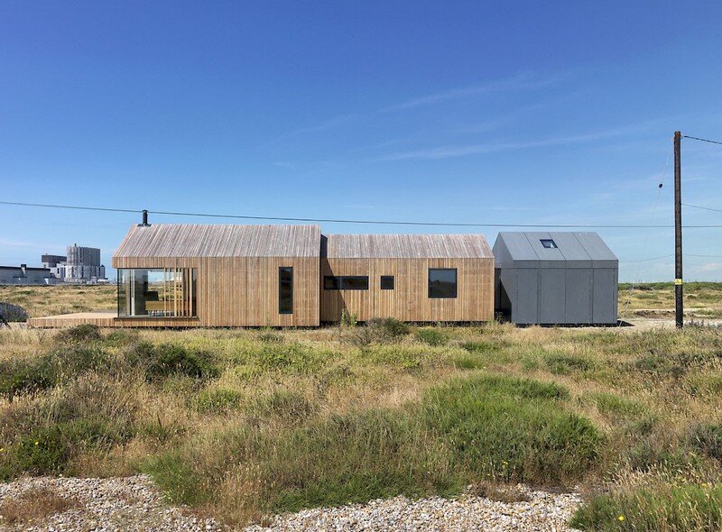 Pobble House - Contemporary Cottage Decorated in Minimalist Style (11)
