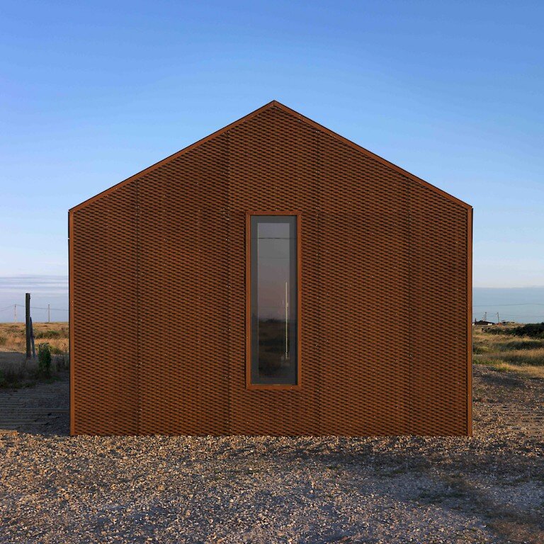 Pobble House - Contemporary Cottage Decorated in Minimalist Style (5)
