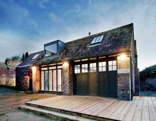 1950s Ambulance Station Converted into a Vacation Home