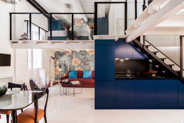 Cobalt Apartment in Cagliari by Mauro and Matteo Soddu