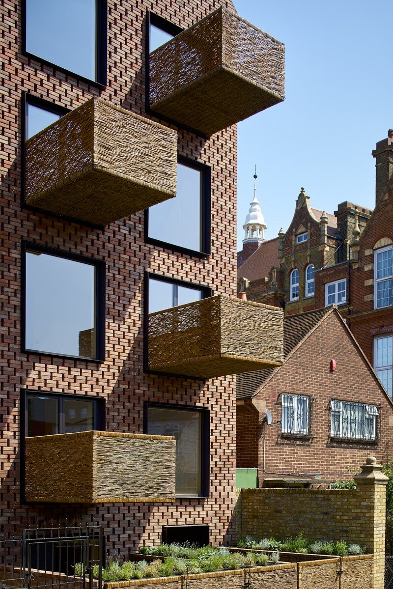 Barretts Grove Apartment Building in London, Groupwork and Amin Taha 1