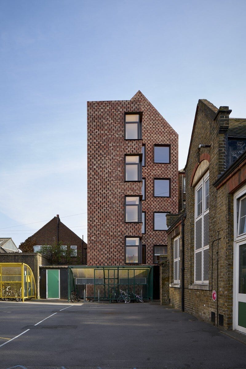 Barretts Grove Apartment Building in London, Groupwork and Amin Taha 21