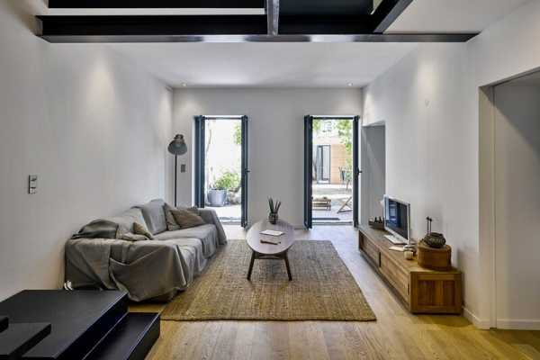 Marseille Duplex - Complete Refurbishment 1