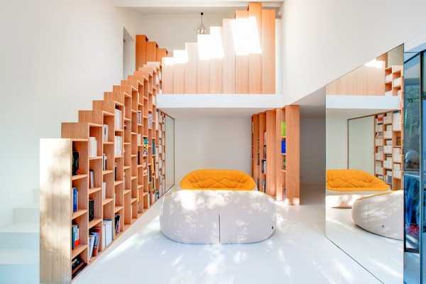 Bookshelf House 12