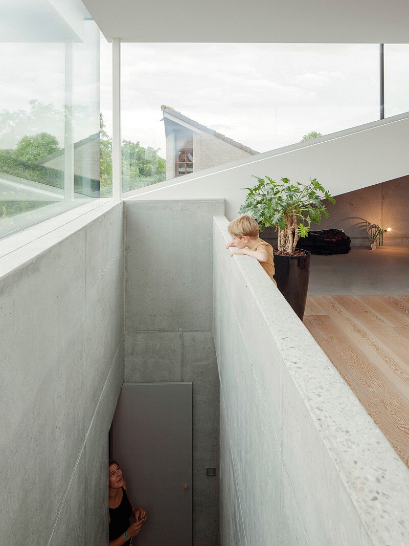 Freestanding Concrete House 13