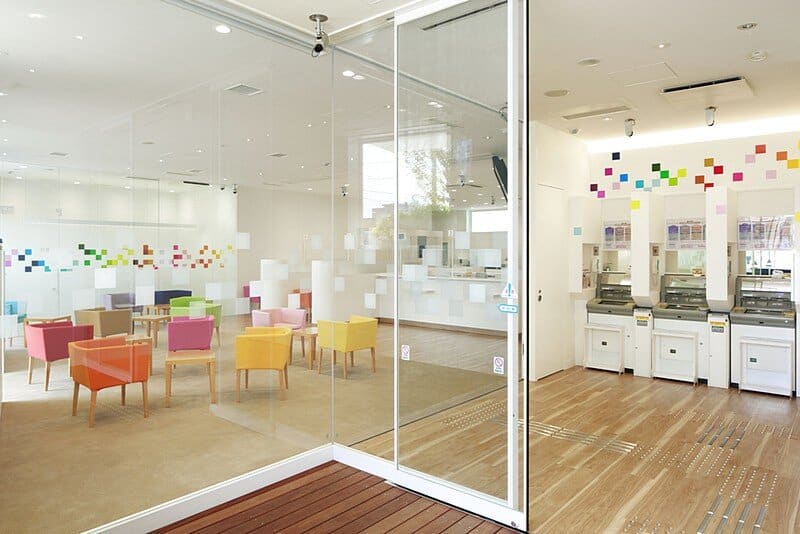 Sugamo Shinkin Bank, Nakaaoki Branch 7