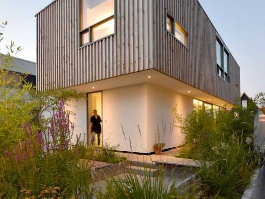 Yellow Iris House by GAAGA Studio