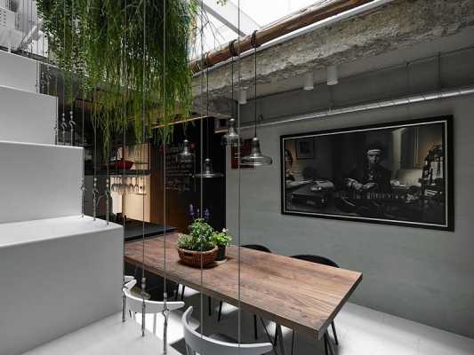 Old Three-Story Townhouse Renovated in Taipei 4