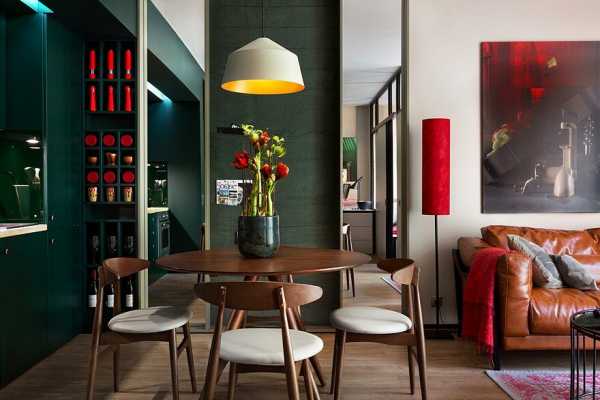 40 sqm Apartment Takes Advantage Of Color And Chic Accent Features 4