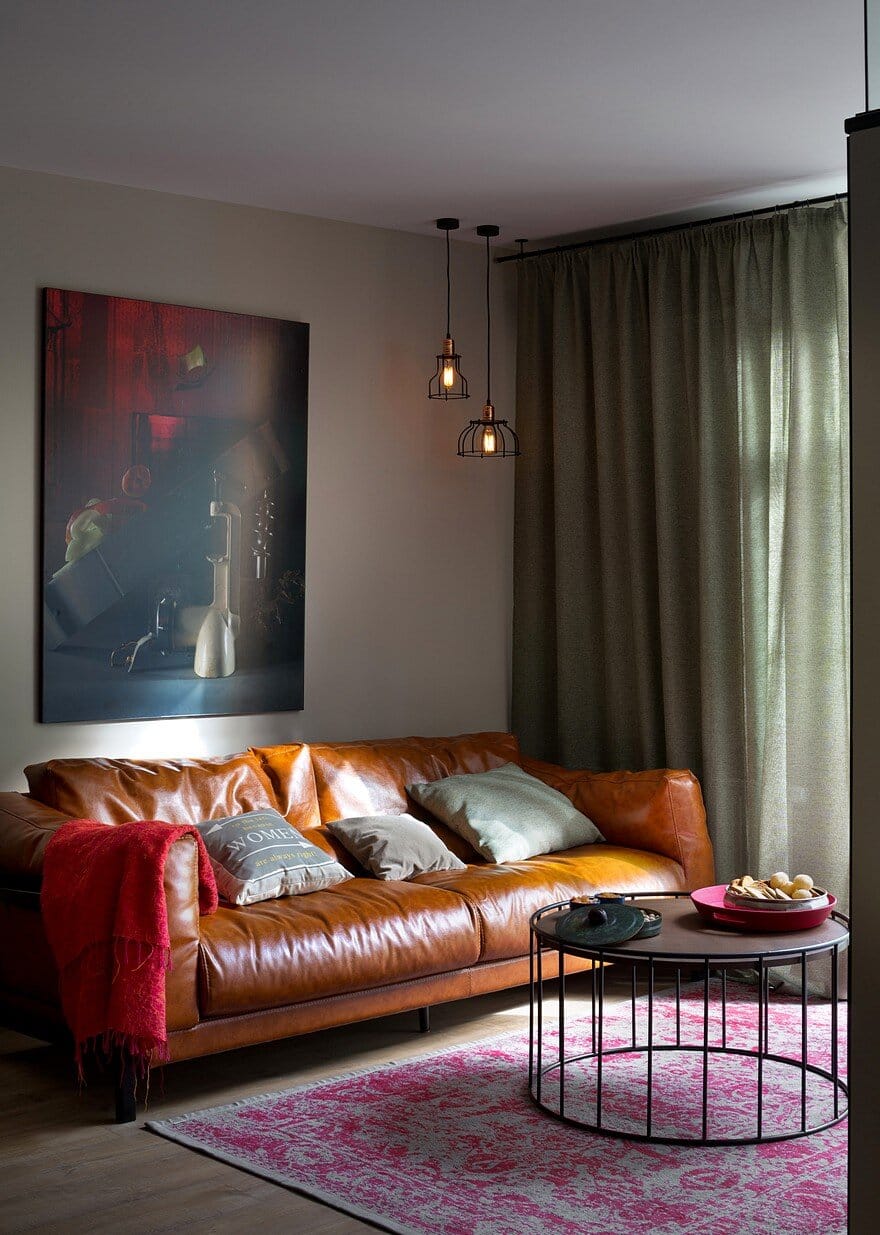 40 sqm Apartment Takes Advantage Of Color And Chic Accent Features 5