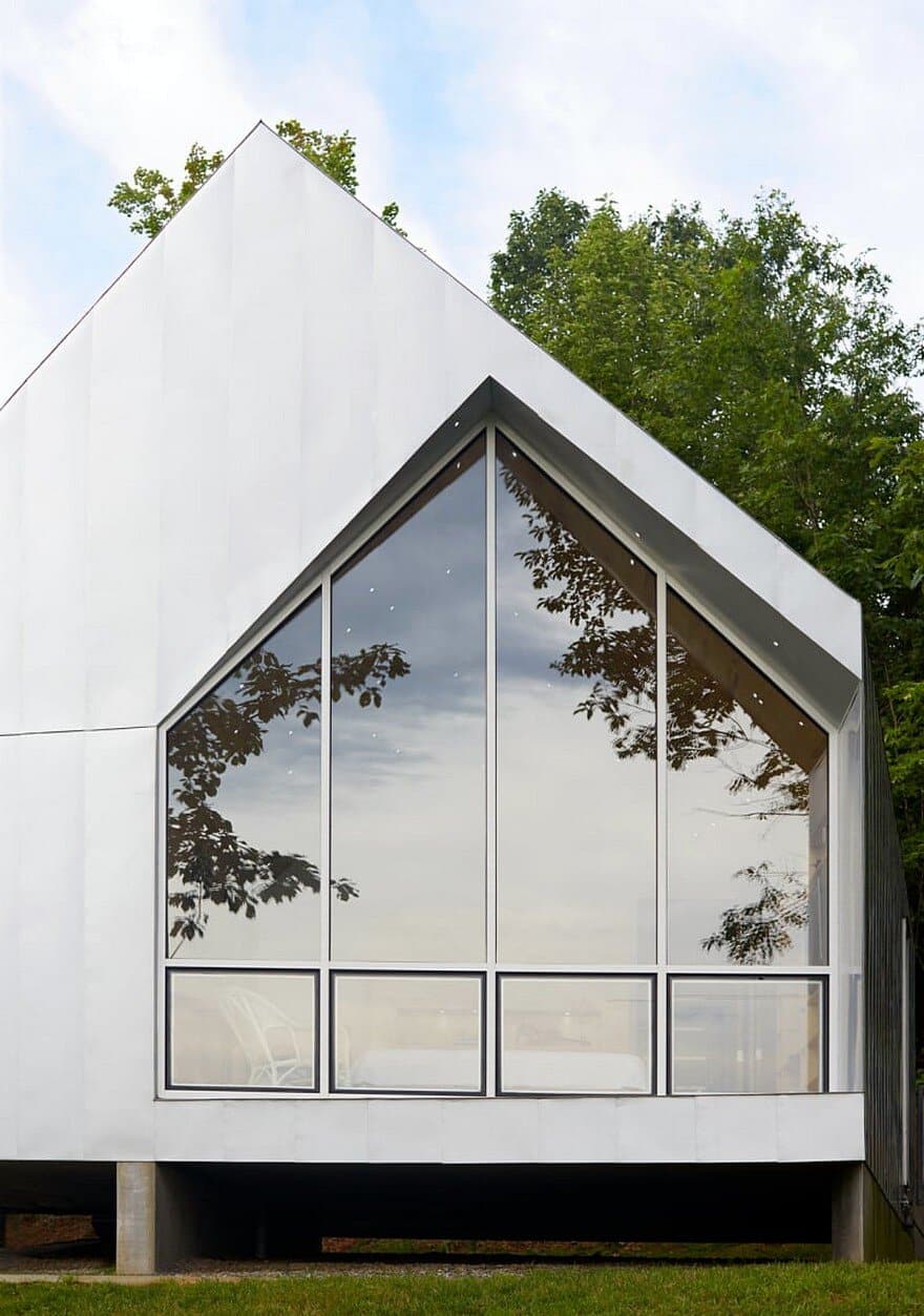 Foley Ridge Cabin is Conceived as a Galvanized Steel Monolith Elevated on Two Concrete Walls 3