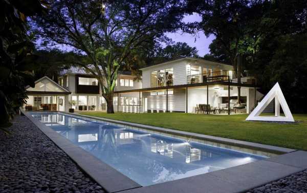 Contemporary Renovation of a 1940s House in Austin, Texas